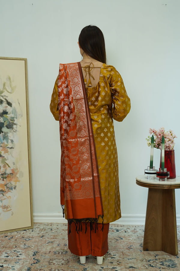Amber Bloom Brocade Salwar Kameez (Outside Ontario)