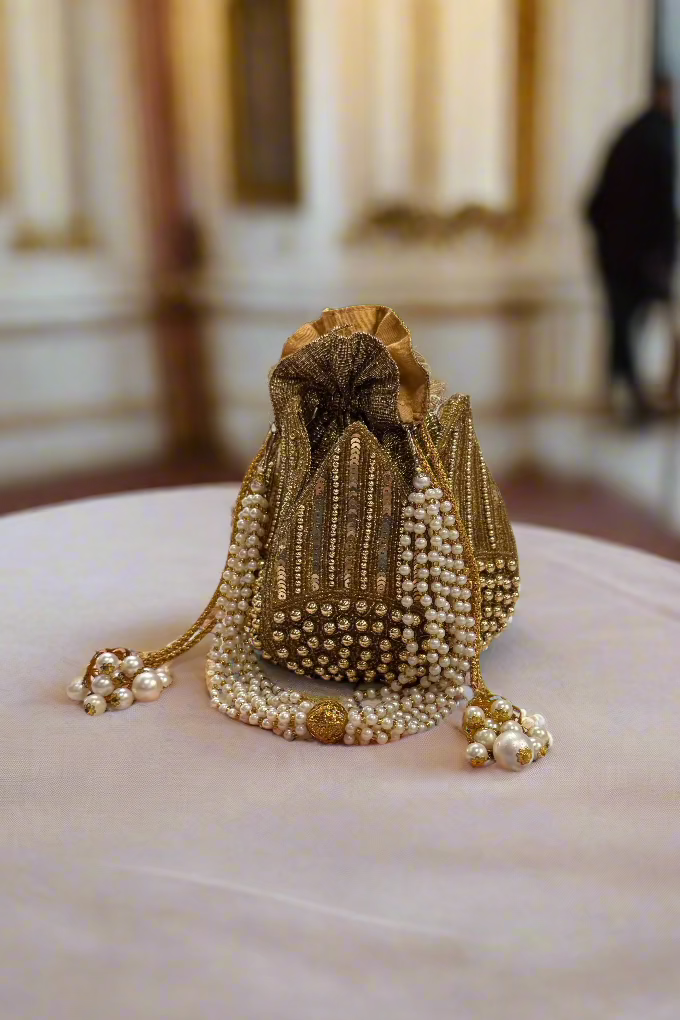 Gold Potli Purse (Outside Ontario)