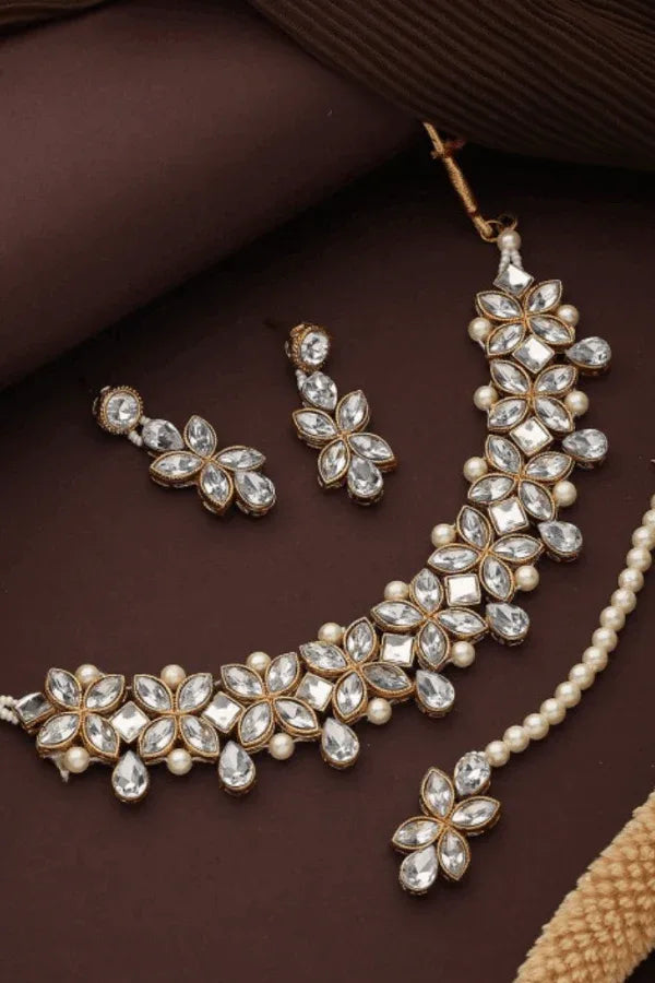 White Crystal-Pearl Jewellery Set (Outside Ontario) - myethnicrentals