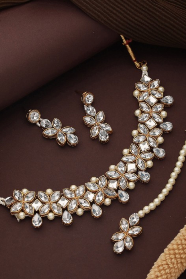 White Crystal-Pearl Jewellery Set