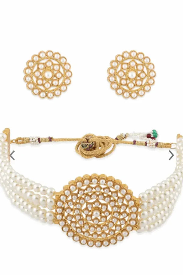 Gold-Plated Kundan-Studded & Pearl Beaded Jewellery Set (Outside Ontario) - myethnicrentals