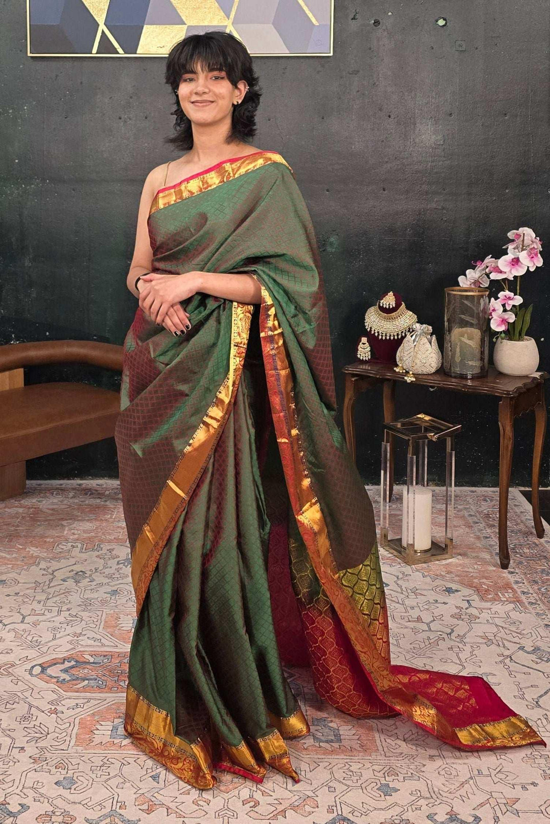 Banarasi Kanjivaram Royal Green Saree (Outside Ontario) - myethnicrentals