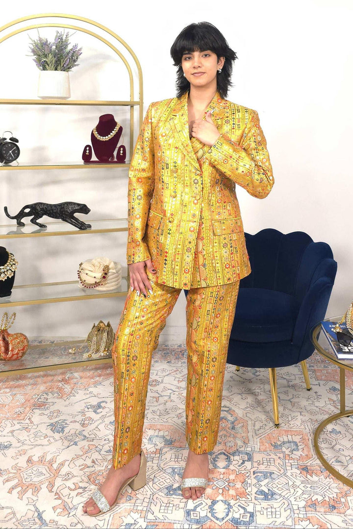 Gold Jacket Fusion Set (Outside Ontario) - myethnicrentals