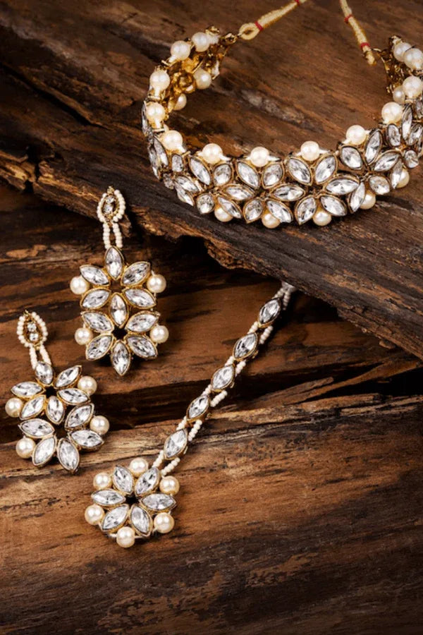 White Crystal-Pearl Jewellery Set (silver tone) (Outside Ontario) - myethnicrentals