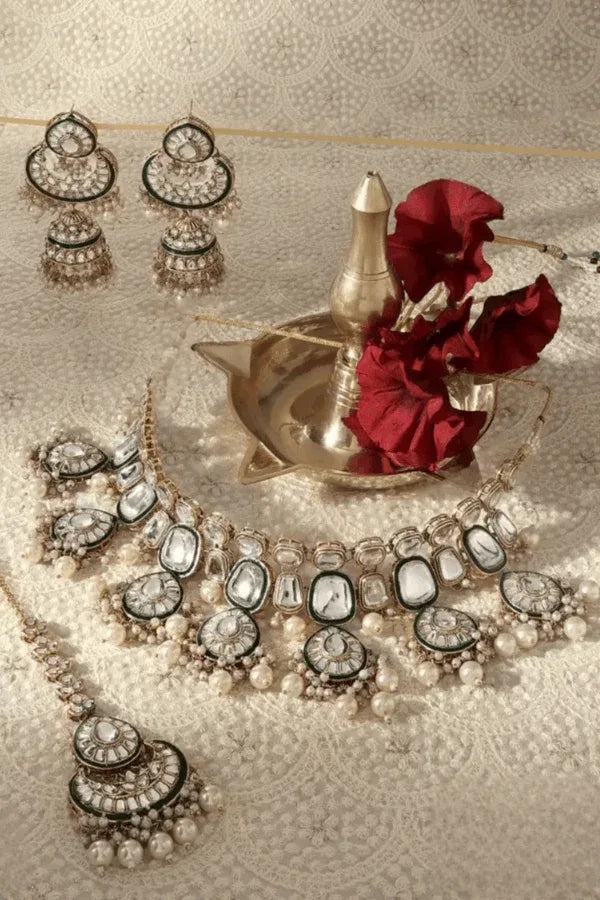 Big Polka Kundan Jewellery Set (Outside Ontario) - myethnicrentals