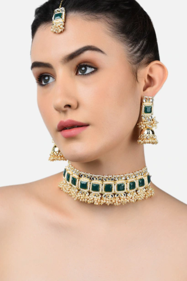 Green emerald moti Jewellery Set