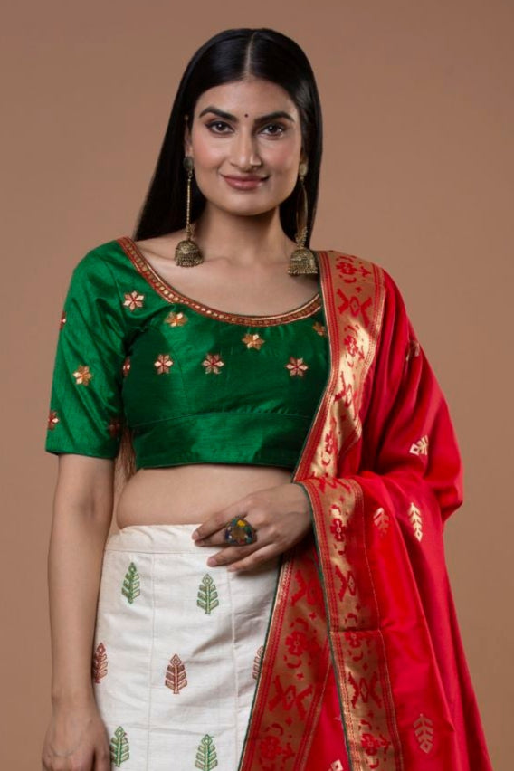TRADITIONAL WHITE LEHENGA