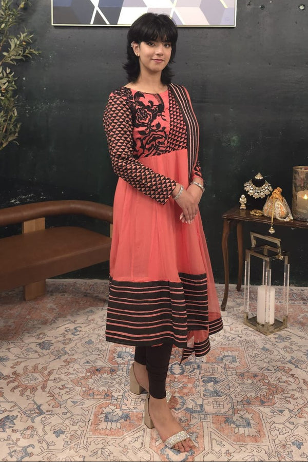 Peachy Pink Georgette Salwar Kameez