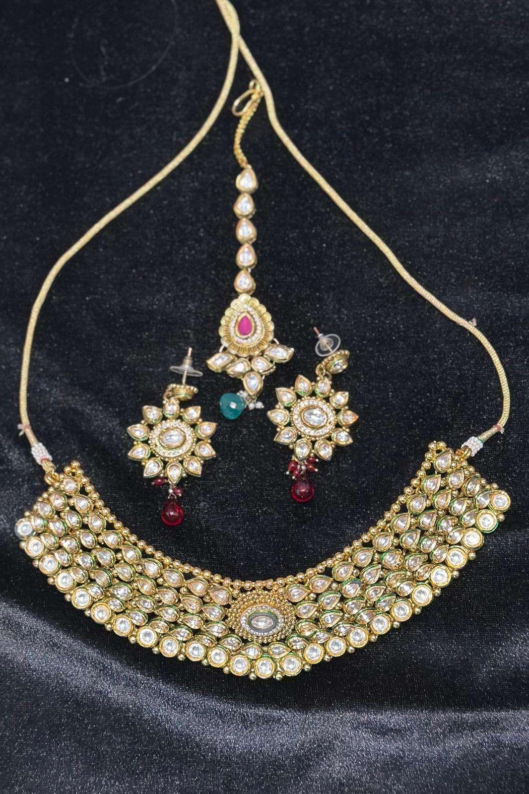 Princess Kundan Studded Jewellery (Outside Ontario) - myethnicrentals