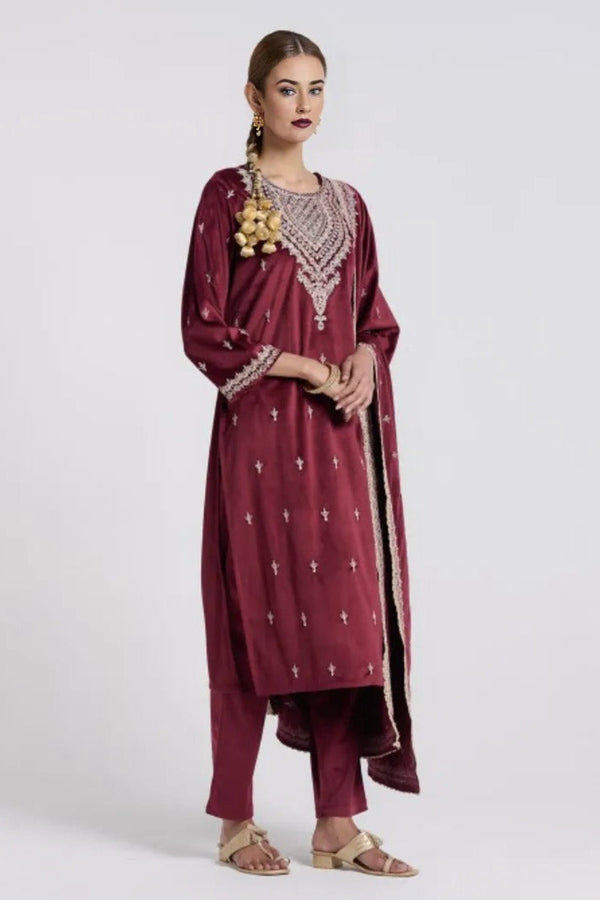 Mauve Threadwork Velvet Salwar Kameez