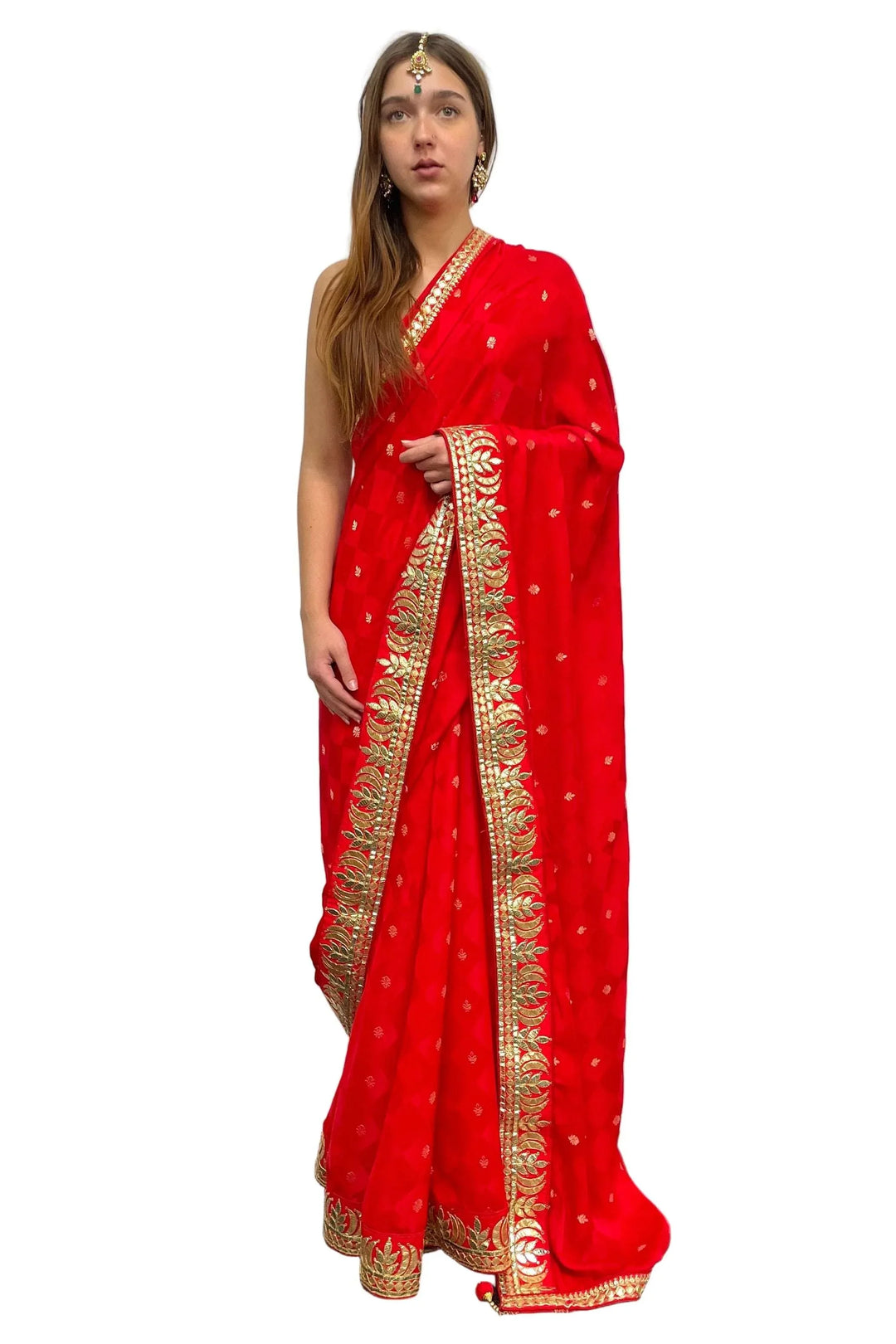 Red with Golden Border Silk Saree - myethnicrentals