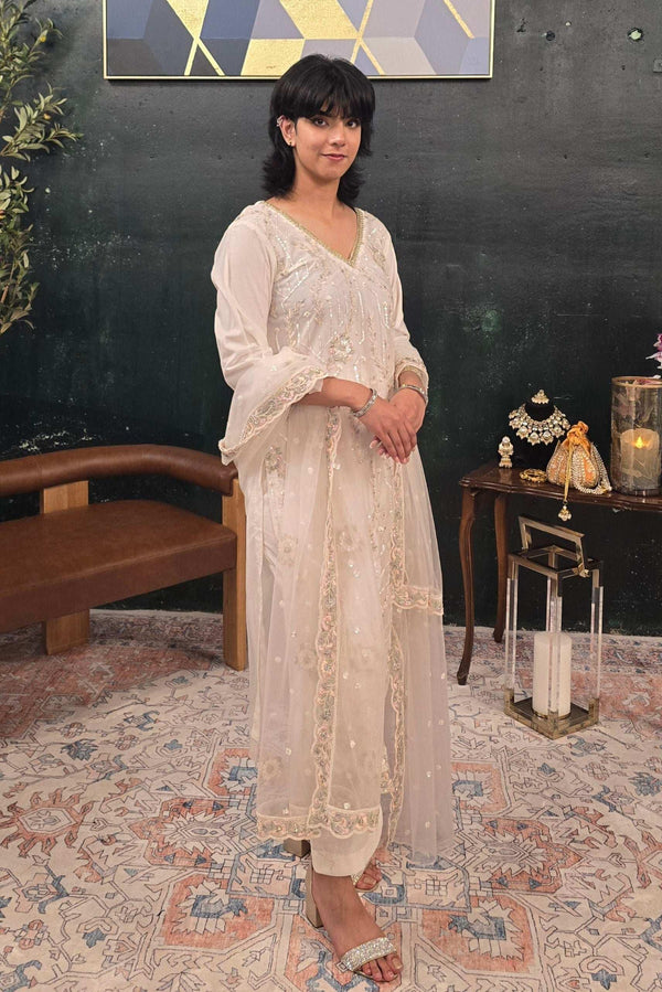 Off White Georgette Salwar Kameez (Outside Ontario) - myethnicrentals