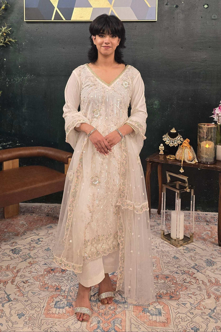 Off White Georgette Salwar Kameez (Outside Ontario) - myethnicrentals