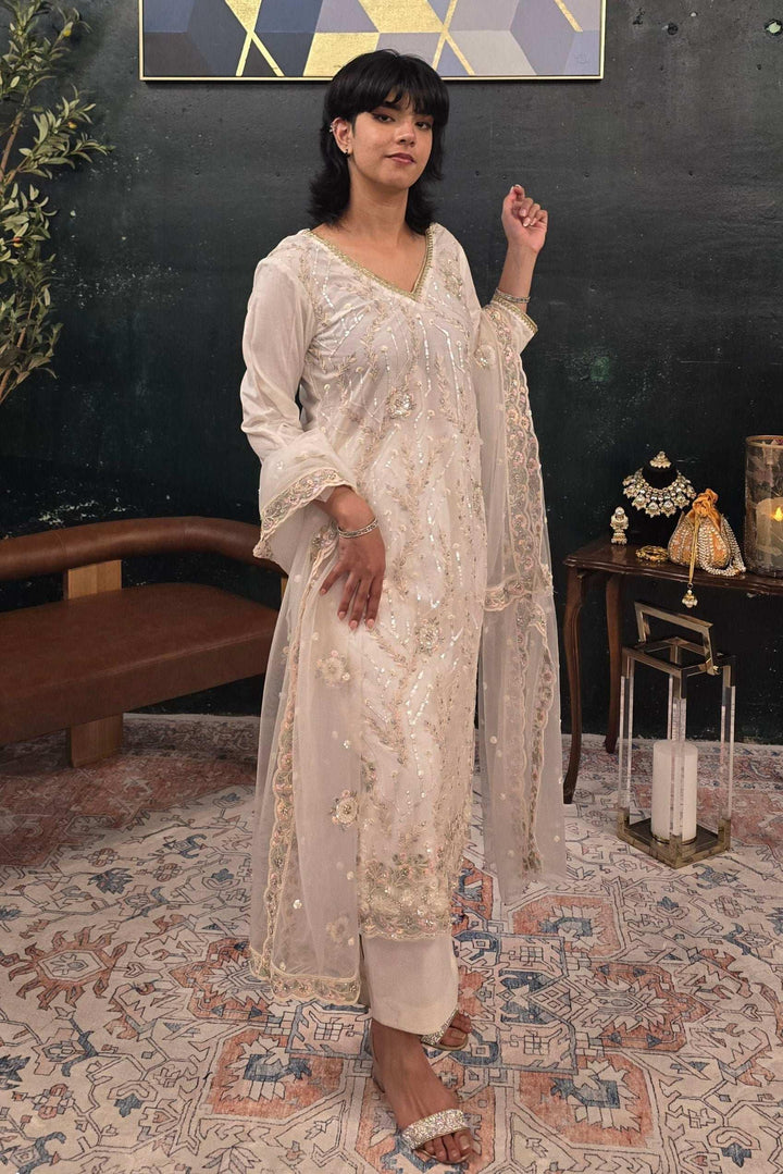 Off White Georgette Salwar Kameez (Outside Ontario) - myethnicrentals