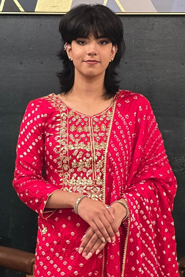 Bright red silk - Kotta Patti Salwar Kameez