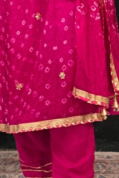 Fuschia Pink Bandhni Gotta Patti Salwar Kameez