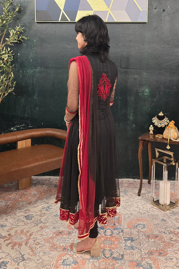 Black floral embroidered Salwar Kameez