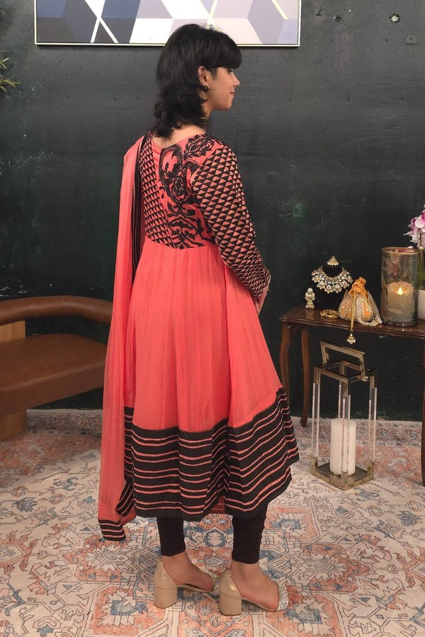 Peachy Pink Georgette Salwar Kameez