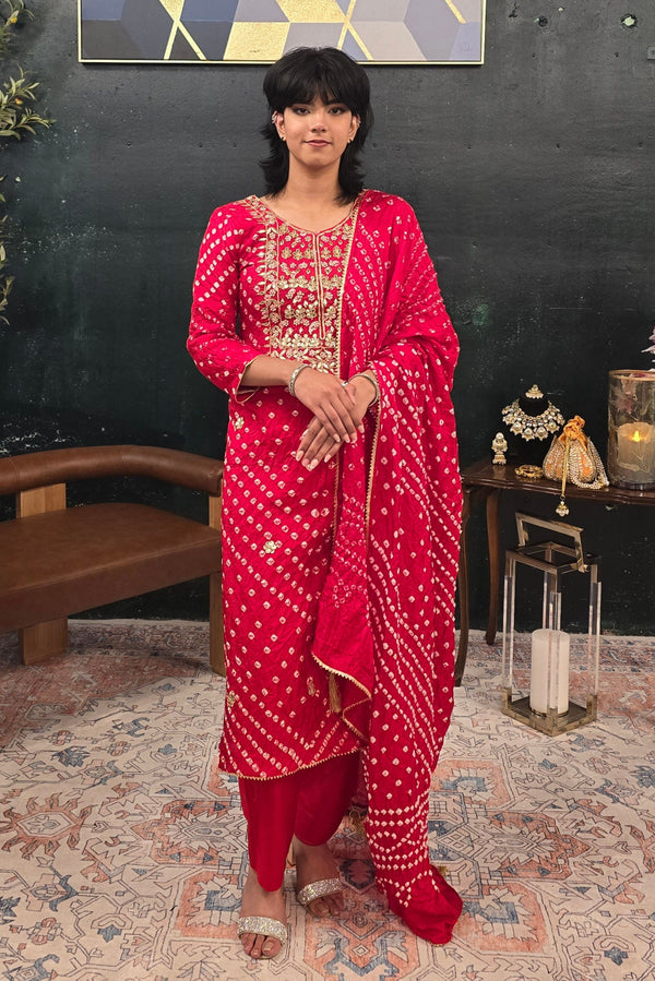 Bright red silk - Kotta Patti Salwar Kameez