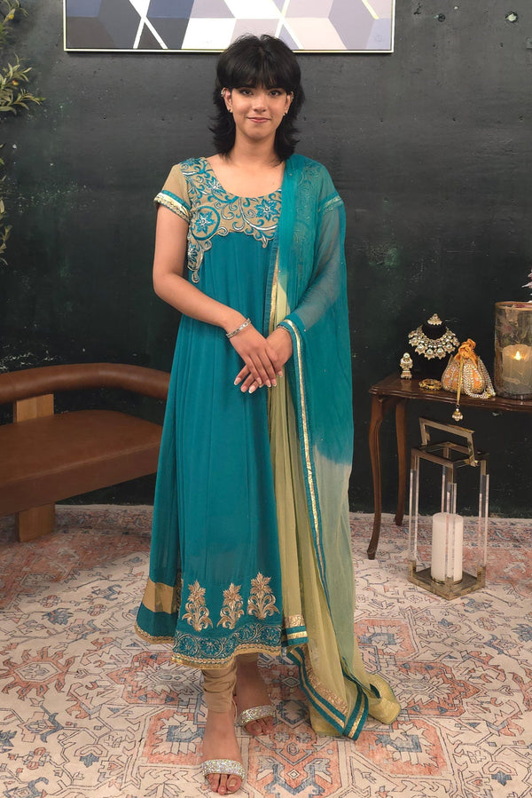 Green flowy georgette Salwar Kameez
